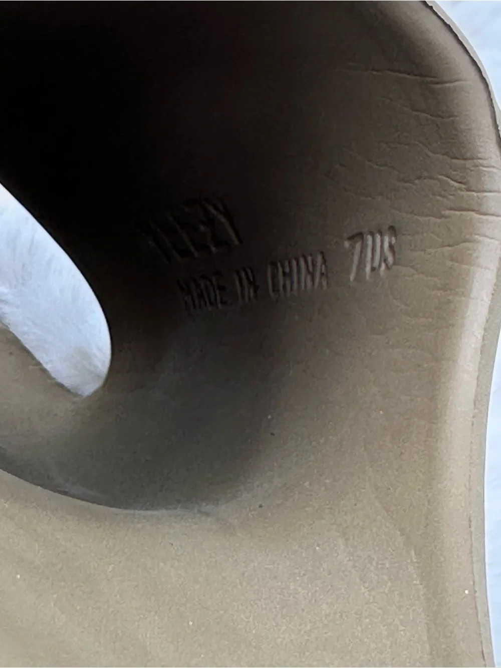 Adidas Yeezy Slide Pure Mens Size 7 Slip On Sandals